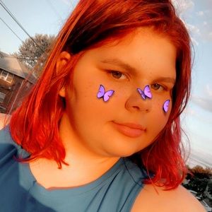 Meet your Posher, Agnes